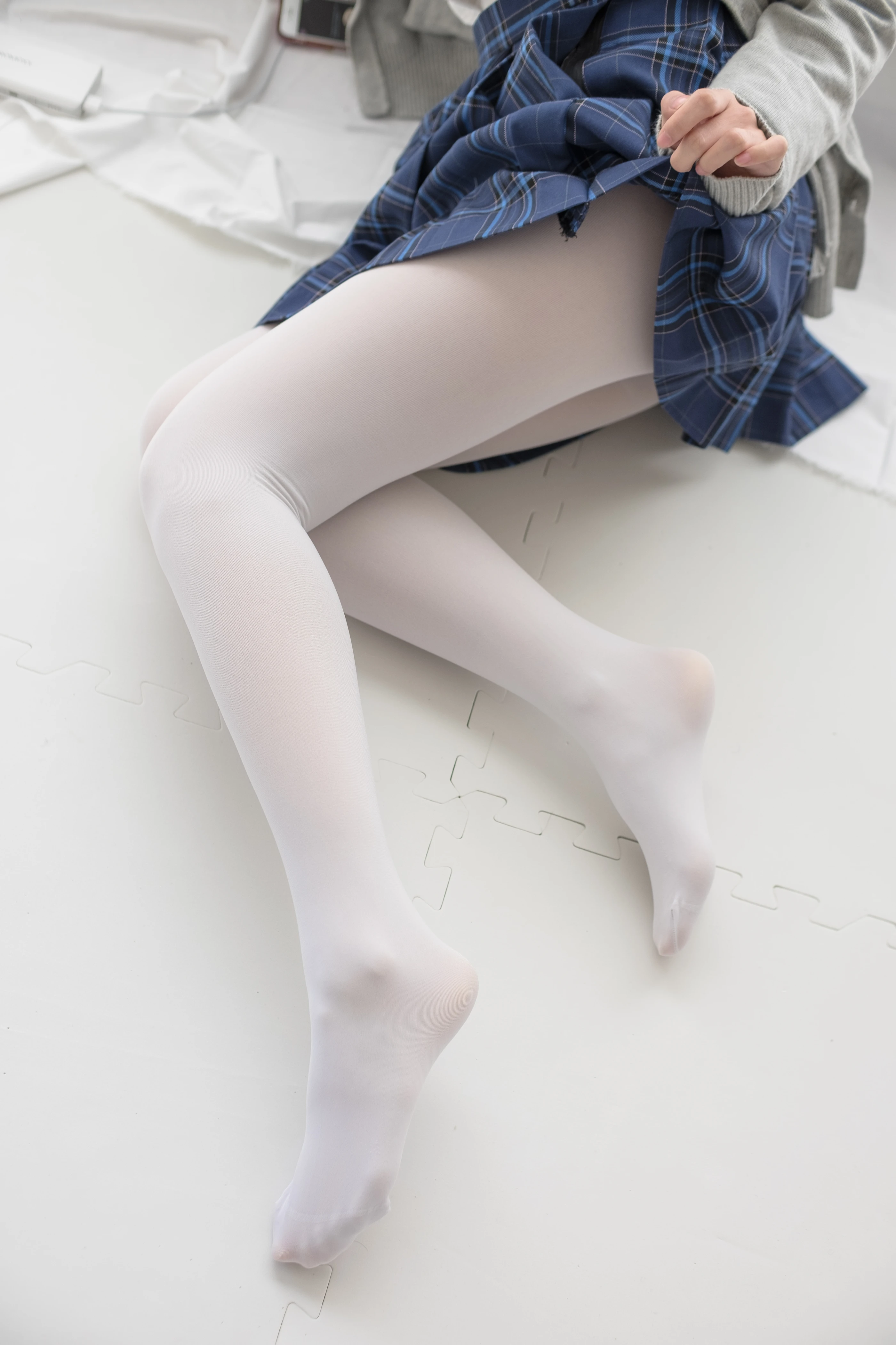 森萝财团 R15-047 [114P]插图3